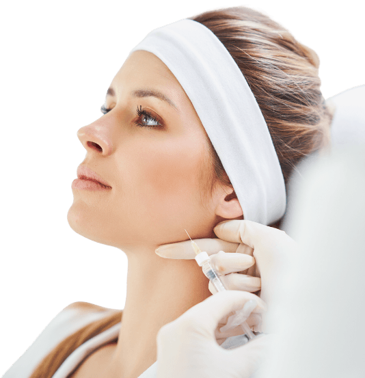 femme en traitement injection acide hyalutonique